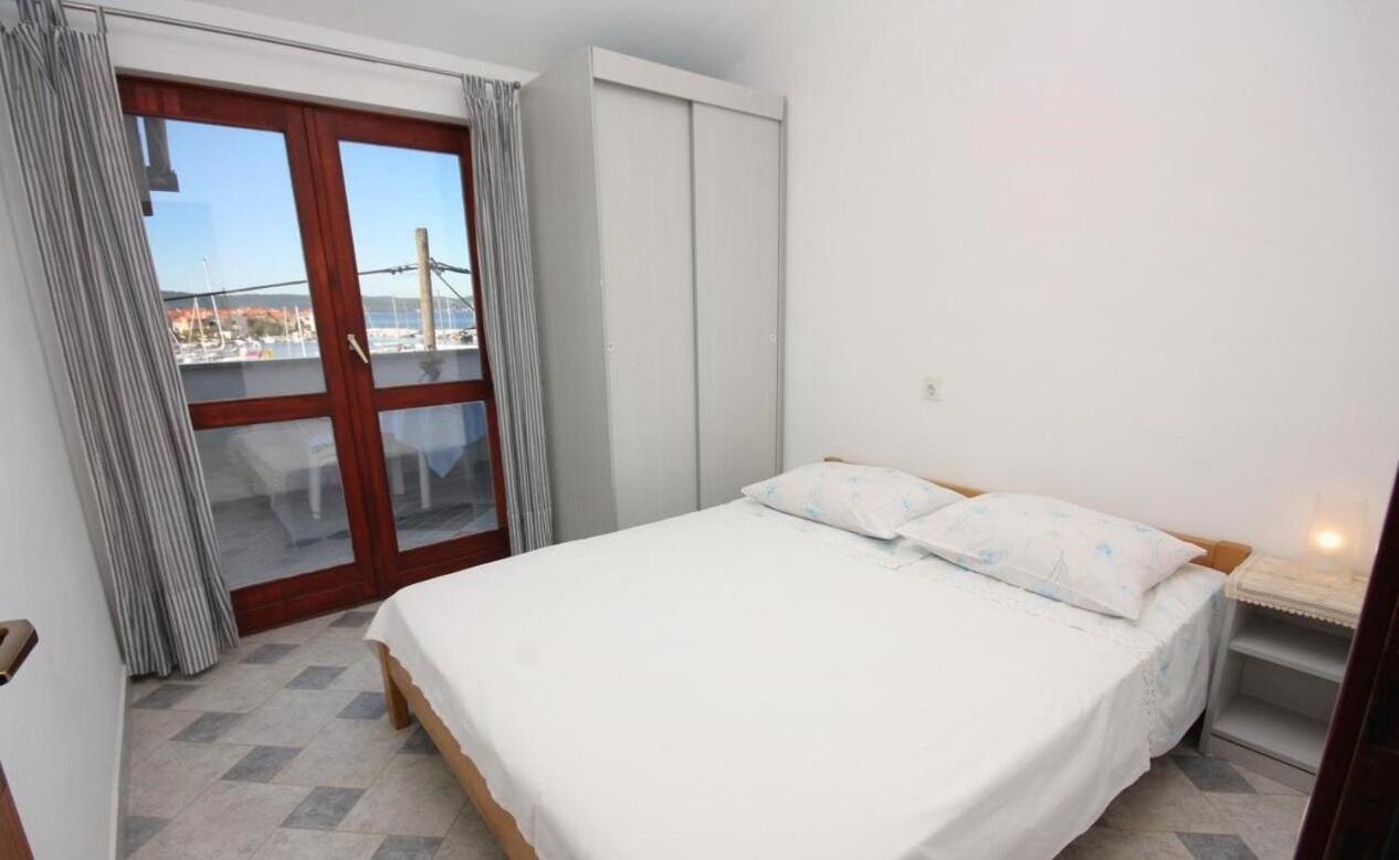 Apartments Ana 比比涅 外观 照片