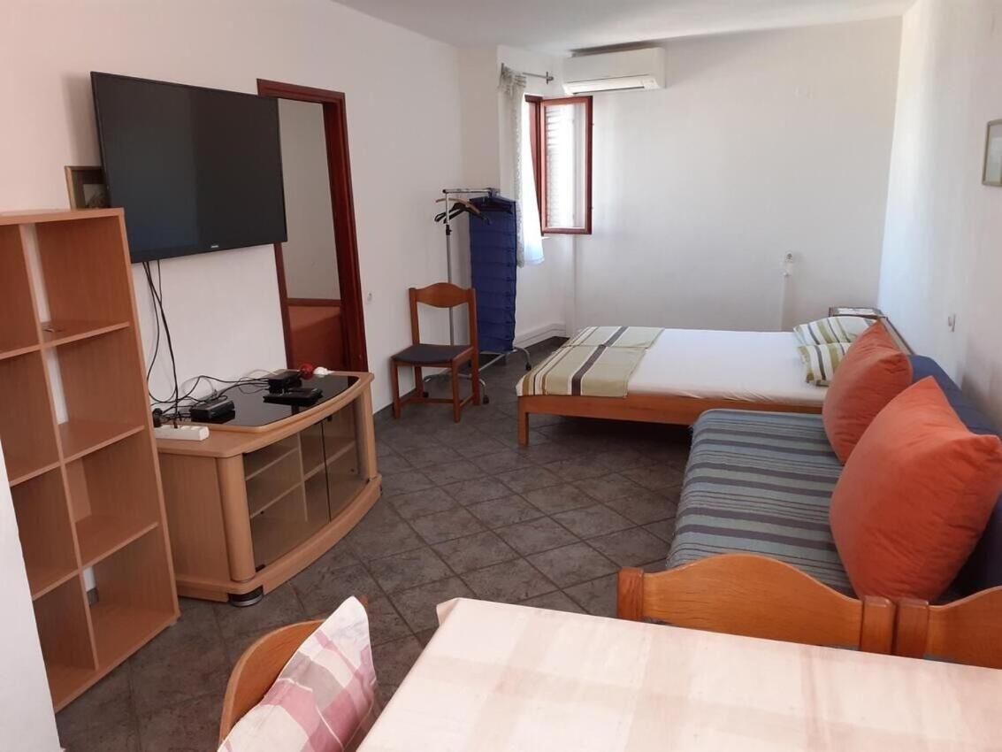 Apartments Ana 比比涅 外观 照片