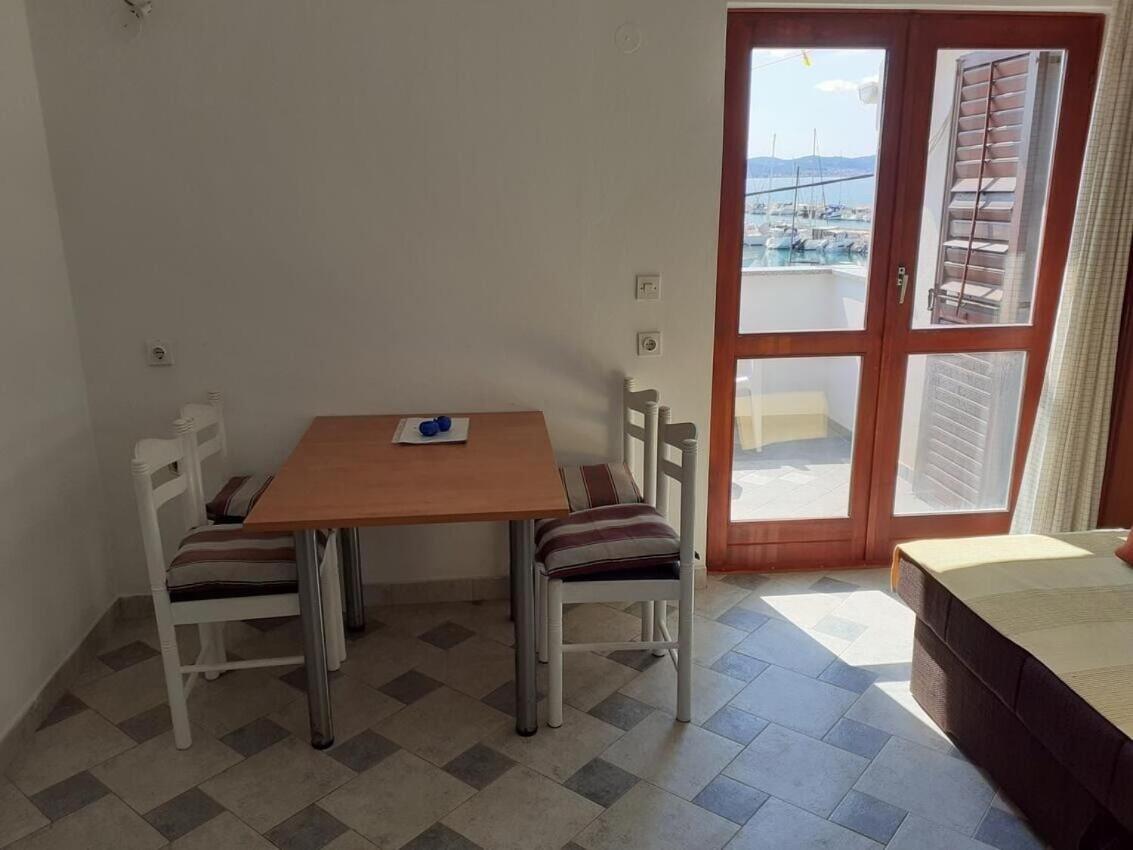 Apartments Ana 比比涅 外观 照片